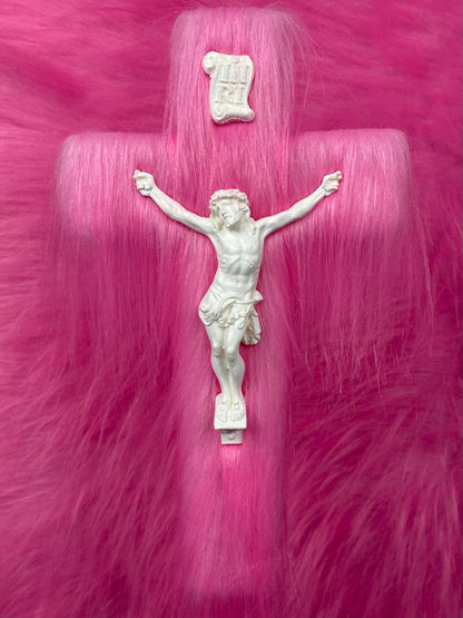 Crucifix Fourrure Rose God is Queer