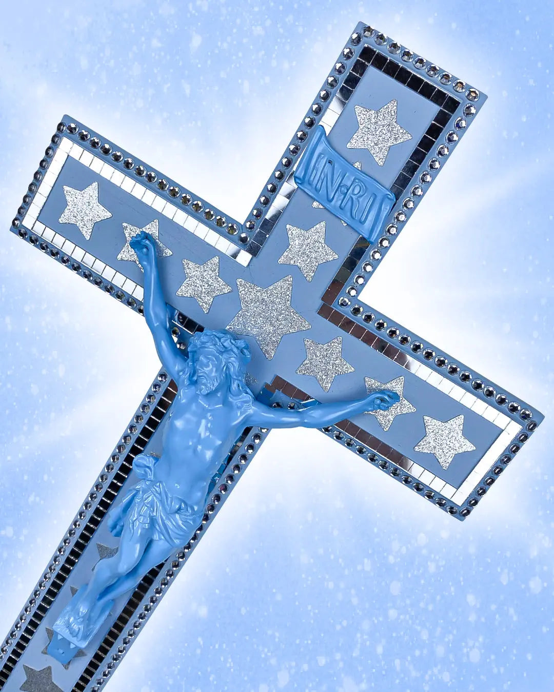 Crucifix Bleu Strass/Facettes God is Queer