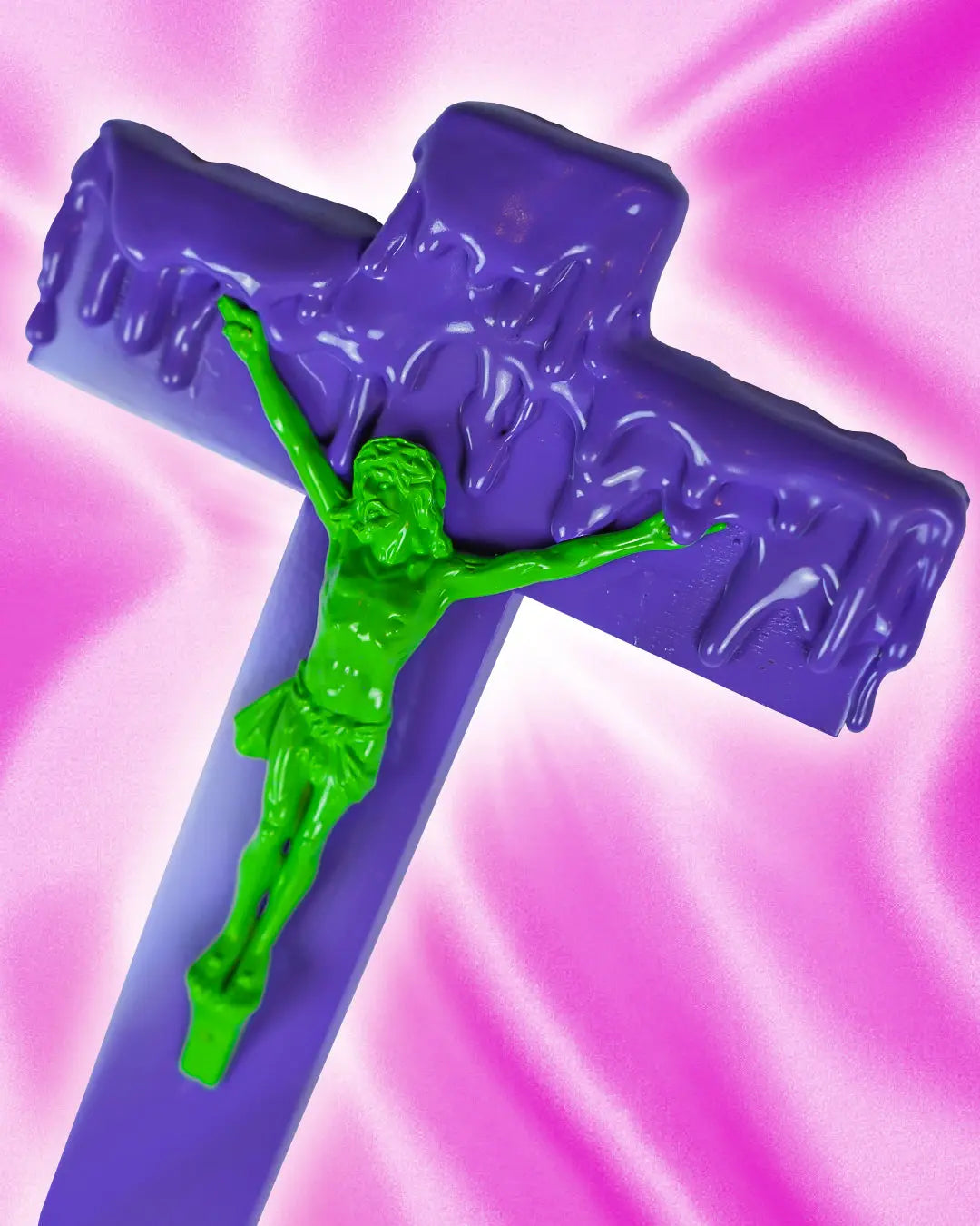 Crucifix Dégoulinant Vert/Violet God is Queer