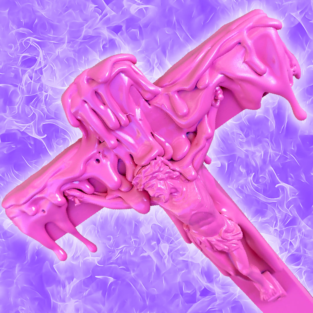 Crucifix fondu God is Queer